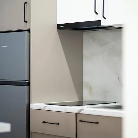 Trio Apartment's Center * 地拉那