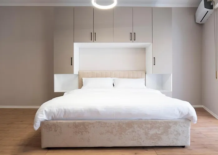 Trio Apartment's Center Lejlighed Tirana