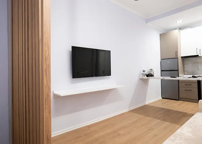 Trio Apartment's Center דירה *